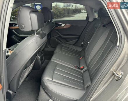 Сірий Ауді А4, об'ємом двигуна 1.98 л та пробігом 32 тис. км за 25500 $, фото 12 на Automoto.ua