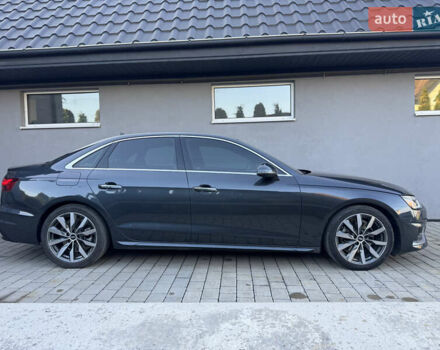 Серый Ауди А4, объемом двигателя 2 л и пробегом 41 тыс. км за 26800 $, фото 2 на Automoto.ua