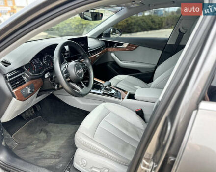 Сірий Ауді А4, об'ємом двигуна 2 л та пробігом 52 тис. км за 23200 $, фото 13 на Automoto.ua