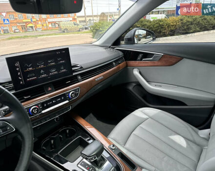 Сірий Ауді А4, об'ємом двигуна 2 л та пробігом 52 тис. км за 23200 $, фото 17 на Automoto.ua