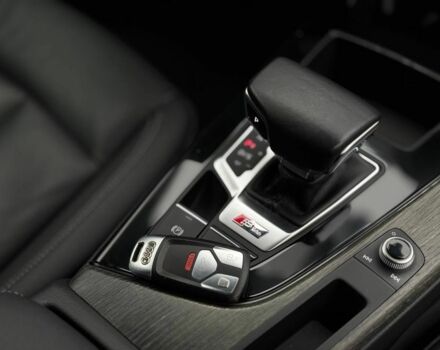 Серый Ауди А4, объемом двигателя 2 л и пробегом 140 тыс. км за 23400 $, фото 18 на Automoto.ua