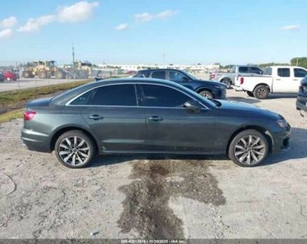 Сірий Ауді А4, об'ємом двигуна 2 л та пробігом 32 тис. км за 8000 $, фото 11 на Automoto.ua
