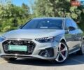 Серый Ауди А4, объемом двигателя 2 л и пробегом 50 тыс. км за 35999 $, фото 1 на Automoto.ua