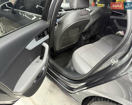 Серый Ауди А4, объемом двигателя 1.98 л и пробегом 26 тыс. км за 55500 $, фото 35 на Automoto.ua