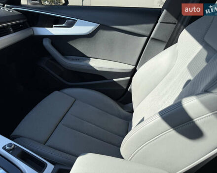 Серый Ауди А4, объемом двигателя 1.98 л и пробегом 26 тыс. км за 55500 $, фото 71 на Automoto.ua