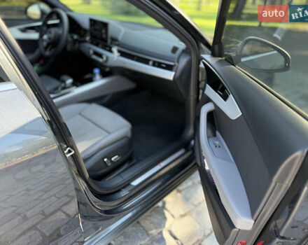 Серый Ауди А4, объемом двигателя 1.98 л и пробегом 26 тыс. км за 55500 $, фото 69 на Automoto.ua