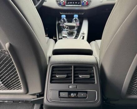 Ауди А4 2023 в Киеве на Automoto.ua Серый Ауди А4, объемом двигателя 2 л и пробегом 28 тыс. км за 54000 $, фото 77 на Automoto.ua