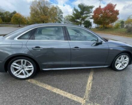 Серый Ауди А4, объемом двигателя 2 л и пробегом 26 тыс. км за 14300 $, фото 2 на Automoto.ua