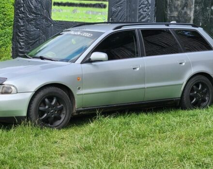 Сірий Ауді А4, об'ємом двигуна 1.8 л та пробігом 418 тис. км за 3360 $, фото 6 на Automoto.ua