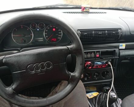 Серый Ауди А4, объемом двигателя 0 л и пробегом 30 тыс. км за 1600 $, фото 5 на Automoto.ua