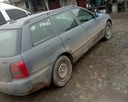 Серый Ауди А4, объемом двигателя 0 л и пробегом 30 тыс. км за 1600 $, фото 3 на Automoto.ua