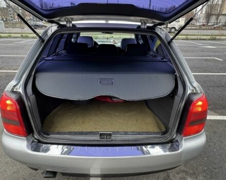 Серый Ауди А4, объемом двигателя 1.8 л и пробегом 320 тыс. км за 2950 $, фото 3 на Automoto.ua