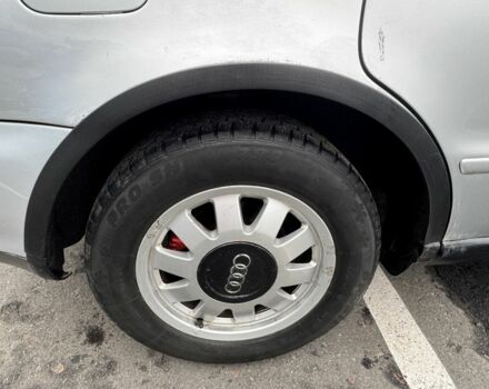 Серый Ауди А4, объемом двигателя 1.8 л и пробегом 320 тыс. км за 2950 $, фото 6 на Automoto.ua