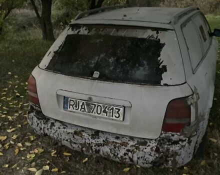 Ауди А4 1998 в Запорожье на Automoto.ua Серый Ауди А4, объемом двигателя 1.9 л и пробегом 380 тыс. км за 1895 $, фото 1 на Automoto.ua