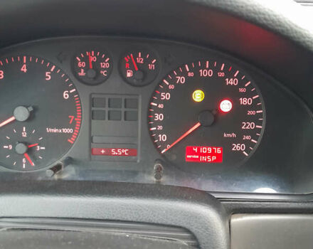 Серый Ауди А4, объемом двигателя 1.8 л и пробегом 411 тыс. км за 2600 $, фото 2 на Automoto.ua