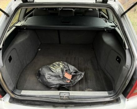 Сірий Ауді А4, об'ємом двигуна 2.5 л та пробігом 390 тис. км за 1350 $, фото 12 на Automoto.ua