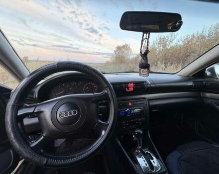 Ауді А4 1999 у Івано-Франківську на Automoto.ua Сірий Ауді А4, об'ємом двигуна 2.4 л та пробігом 295 тис. км за 1800 $, фото 5 на Automoto.ua