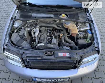 Серый Ауди А4, объемом двигателя 1.9 л и пробегом 285 тыс. км за 4500 $, фото 19 на Automoto.ua