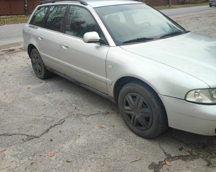 Серый Ауди А4, объемом двигателя 0 л и пробегом 111 тыс. км за 1700 $, фото 1 на Automoto.ua