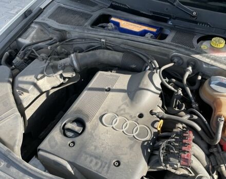 Серый Ауди А4, объемом двигателя 1.6 л и пробегом 376 тыс. км за 3900 $, фото 9 на Automoto.ua