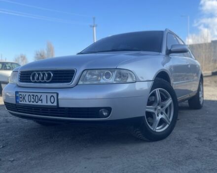 Сірий Ауді А4, об'ємом двигуна 1.6 л та пробігом 244 тис. км за 5844 $, фото 1 на Automoto.ua
