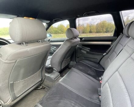 Серый Ауди А4, объемом двигателя 1.6 л и пробегом 376 тыс. км за 3900 $, фото 7 на Automoto.ua