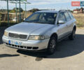Сірий Ауді А4, об'ємом двигуна 2.5 л та пробігом 300 тис. км за 1850 $, фото 1 на Automoto.ua