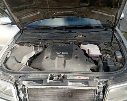 Сірий Ауді А4, об'ємом двигуна 2.5 л та пробігом 467 тис. км за 3800 $, фото 15 на Automoto.ua