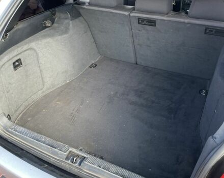 Серый Ауди А4, объемом двигателя 1.6 л и пробегом 376 тыс. км за 3900 $, фото 10 на Automoto.ua