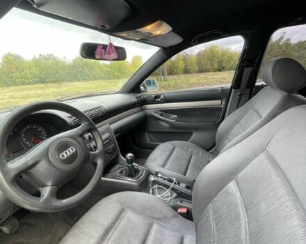 Серый Ауди А4, объемом двигателя 1.6 л и пробегом 376 тыс. км за 3900 $, фото 6 на Automoto.ua