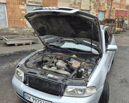 Сірий Ауді А4, об'ємом двигуна 2.5 л та пробігом 391 тис. км за 4100 $, фото 6 на Automoto.ua