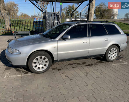 Серый Ауди А4, объемом двигателя 1.6 л и пробегом 260 тыс. км за 4200 $, фото 2 на Automoto.ua