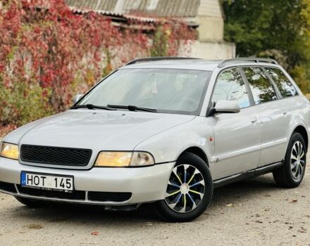 Серый Ауди А4, объемом двигателя 0 л и пробегом 200 тыс. км за 2150 $, фото 1 на Automoto.ua