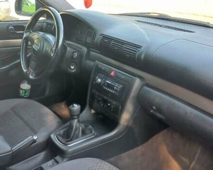 Сірий Ауді А4, об'ємом двигуна 1.9 л та пробігом 243 тис. км за 2900 $, фото 1 на Automoto.ua