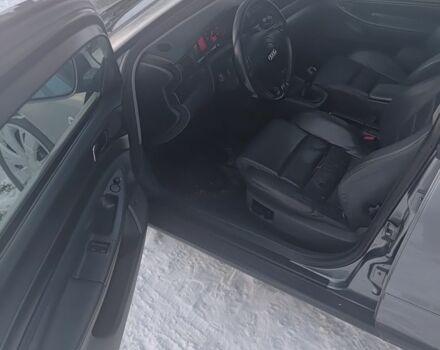 Сірий Ауді А4, об'ємом двигуна 1.9 л та пробігом 268 тис. км за 2015 $, фото 6 на Automoto.ua