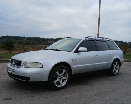 Серый Ауди А4, объемом двигателя 2.4 л и пробегом 344 тыс. км за 4500 $, фото 2 на Automoto.ua