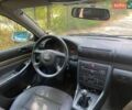 Сірий Ауді А4, об'ємом двигуна 1.6 л та пробігом 372 тис. км за 3250 $, фото 5 на Automoto.ua