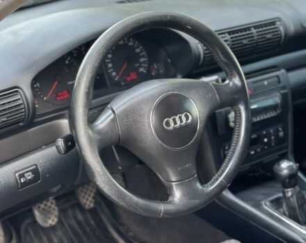 Сірий Ауді А4, об'ємом двигуна 1.9 л та пробігом 330 тис. км за 3400 $, фото 10 на Automoto.ua