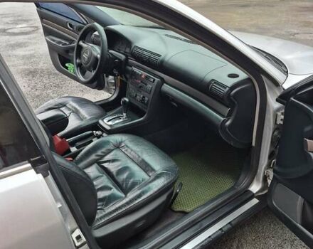 Сірий Ауді А4, об'ємом двигуна 2.5 л та пробігом 391 тис. км за 4100 $, фото 14 на Automoto.ua