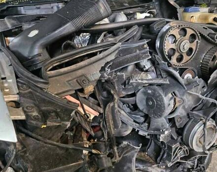Сірий Ауді А4, об'ємом двигуна 1.9 л та пробігом 351 тис. км за 1300 $, фото 2 на Automoto.ua