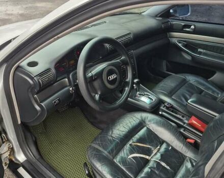 Сірий Ауді А4, об'ємом двигуна 2.5 л та пробігом 391 тис. км за 4100 $, фото 7 на Automoto.ua