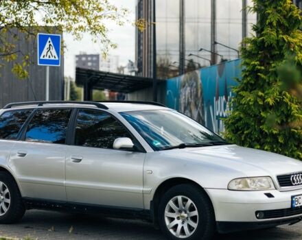 Ауді А4 2001 у Львові на Automoto.ua Сірий Ауді А4, об'ємом двигуна 1.9 л та пробігом 457 тис. км за 3750 $, фото 2 на Automoto.ua