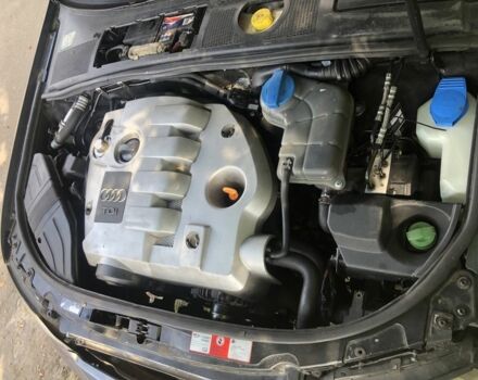 Серый Ауди А4, объемом двигателя 1.9 л и пробегом 380 тыс. км за 3900 $, фото 3 на Automoto.ua