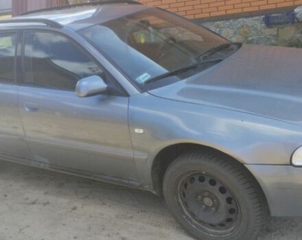 Серый Ауди А4, объемом двигателя 3 л и пробегом 300 тыс. км за 1600 $, фото 1 на Automoto.ua