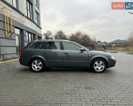 Сірий Ауді А4, об'ємом двигуна 1.8 л та пробігом 250 тис. км за 3999 $, фото 3 на Automoto.ua