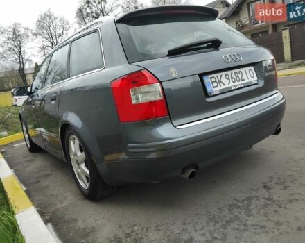 Сірий Ауді А4, об'ємом двигуна 1.8 л та пробігом 235 тис. км за 5900 $, фото 1 на Automoto.ua