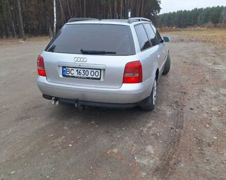 Серый Ауди А4, объемом двигателя 1.9 л и пробегом 350 тыс. км за 3750 $, фото 5 на Automoto.ua