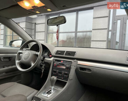 Сірий Ауді А4, об'ємом двигуна 1.8 л та пробігом 250 тис. км за 3999 $, фото 10 на Automoto.ua