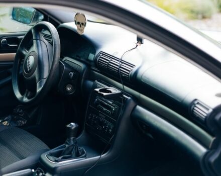 Ауді А4 2001 у Львові на Automoto.ua Сірий Ауді А4, об'ємом двигуна 1.9 л та пробігом 457 тис. км за 3750 $, фото 8 на Automoto.ua