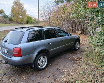 Серый Ауди А4, объемом двигателя 1.9 л и пробегом 400 тыс. км за 4400 $, фото 5 на Automoto.ua